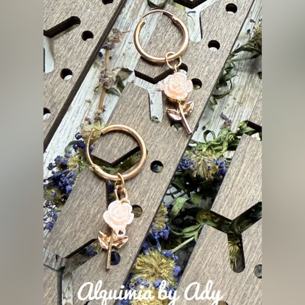 Peach Dangle Gold Rose Statement Earrings 36$